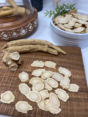 DABC OAK LAND American Ginseng Slices close-up view