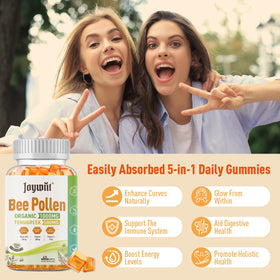 Joywiit Bee Pollen Gummies 1000mg with a glass of water
